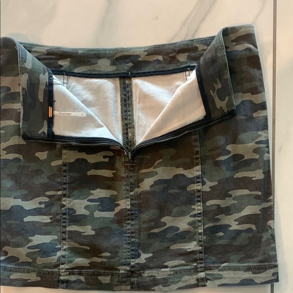 Free People Blue Gray Camouflage Mini Pencil Skirt - Picture 2 of 5